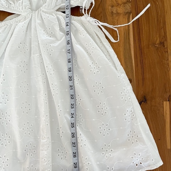 Juniors Eyelet Ruffled Cutout Flatter‎ Sleeves Dress Size S White - Picture 7 of 10